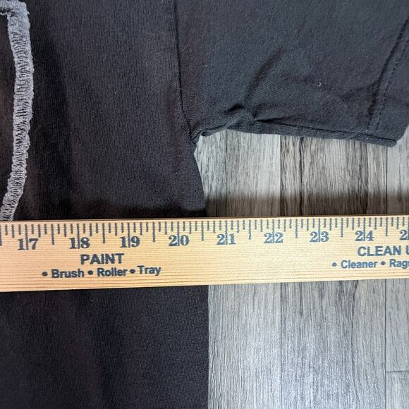 Vans Skull Crest Logo T-Shirt Men’s Size L Black Streetwear Skate Punk Tee - Picture 6 of 6